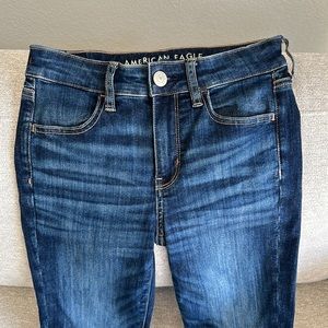 American Eagle Hi-Rise Jegging